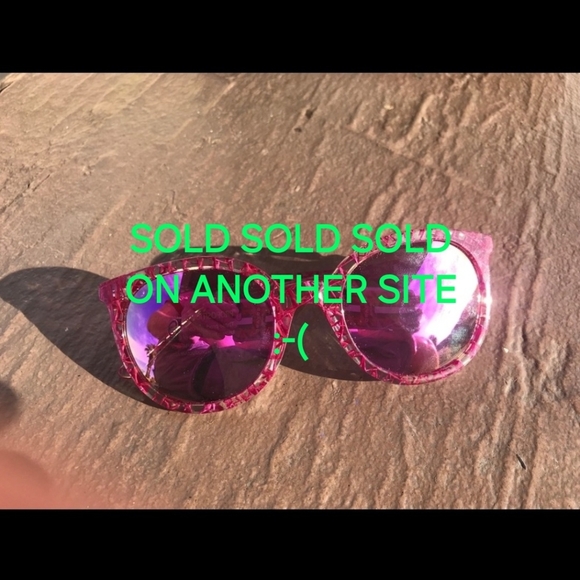 - Kenzo Paris Magenta/Clear “Annie Hall” Style Sungl - Picture 1 of 3